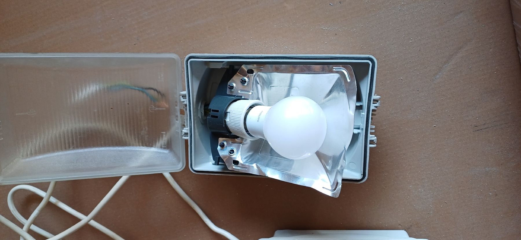 Lampadari & plafoniere: Wandlampen oder Deckenlampen 2er Set ab 1.-Fr – Usato da Au TG venduto da aatec_105 4