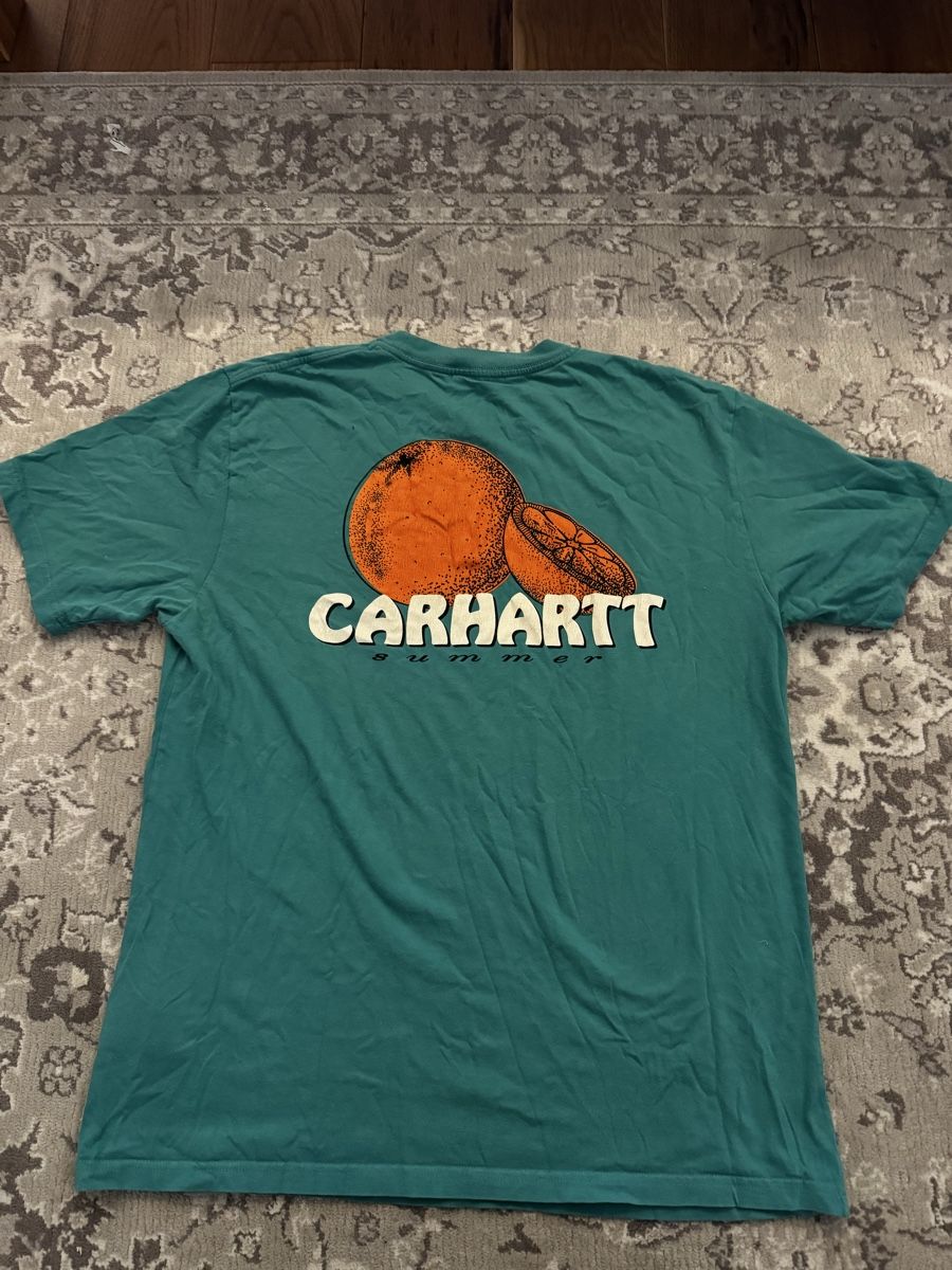 Carhartt T-shirt: Carhartt Tshirt – Usato da Schaan venduto da kri_tsw8 1