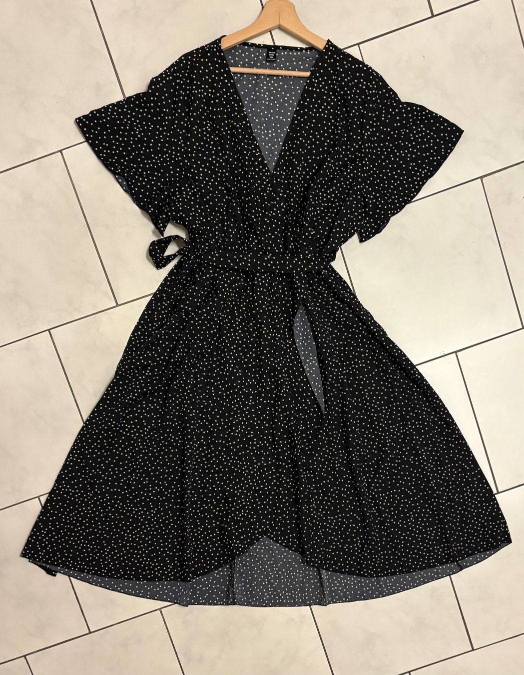 Vestiti: Sommerkleid – Nuovo (secondo la descrizione) da Basel venduto da tif_m2h6