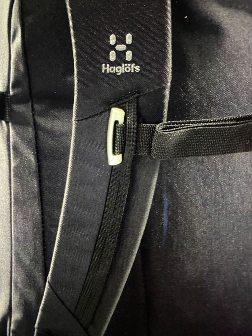 Haglöfs Zaini: Zaino Haglöfs 20L nero – Nuovo (secondo la descrizione) da Novazzano venduto da ige_cwq5 2