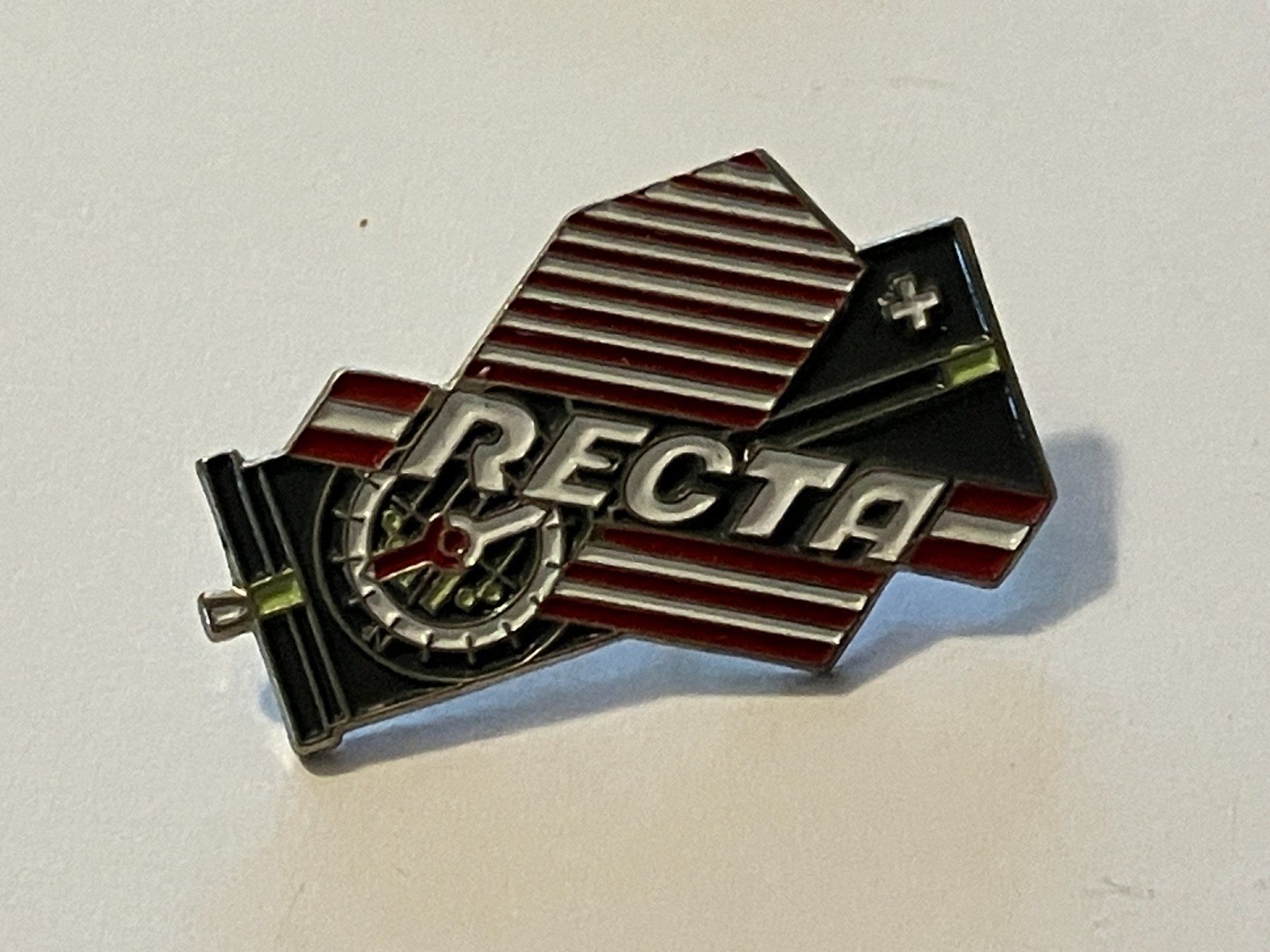 Plaquettes & Badges: 1 Pin Recta – D'occasion à Basel par djwwpp