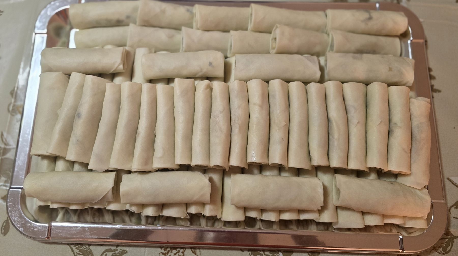 Cibi & Specialità: Frühlingsrollen mit oder ohne Fleisch gefroren – Usato da Biberist venduto da Giveme 4