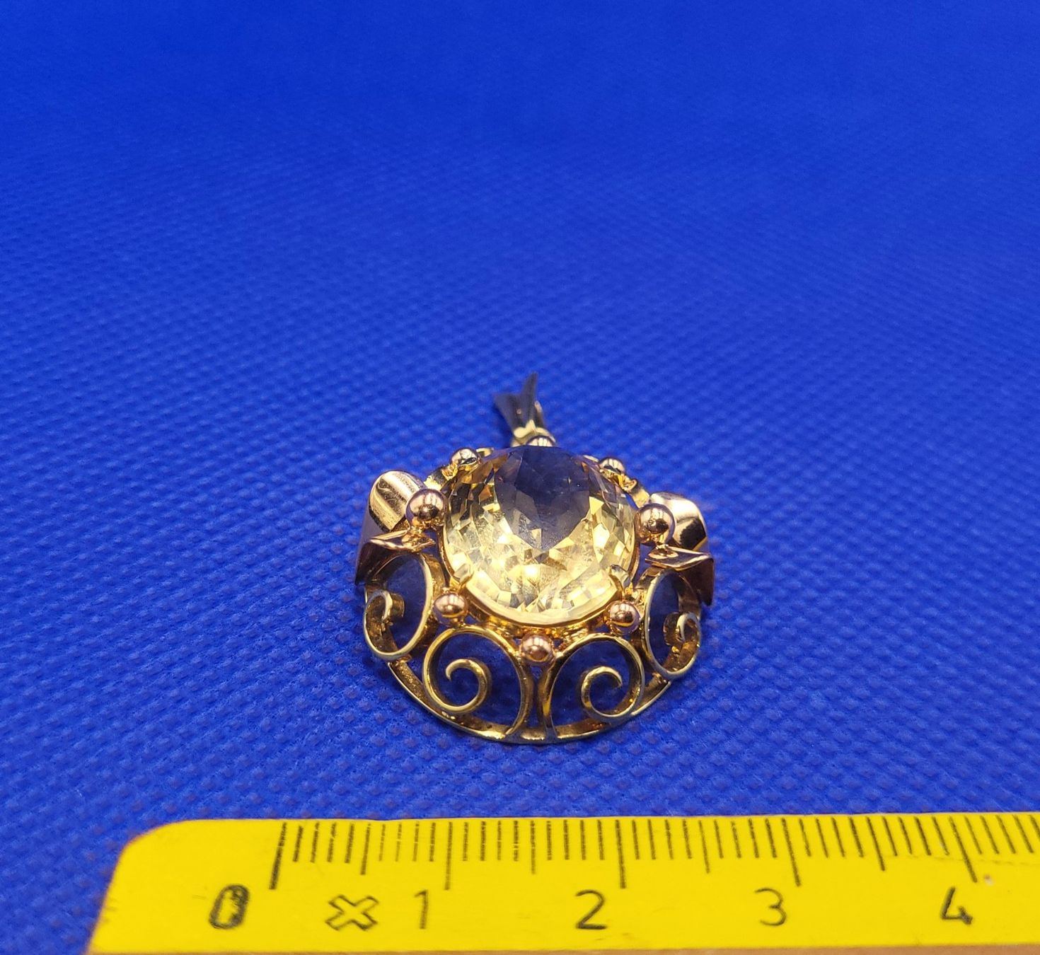 Pendentifs: Gold 585 Anhänger mit Stein – D'occasion à Wald ZH par Aniade 4