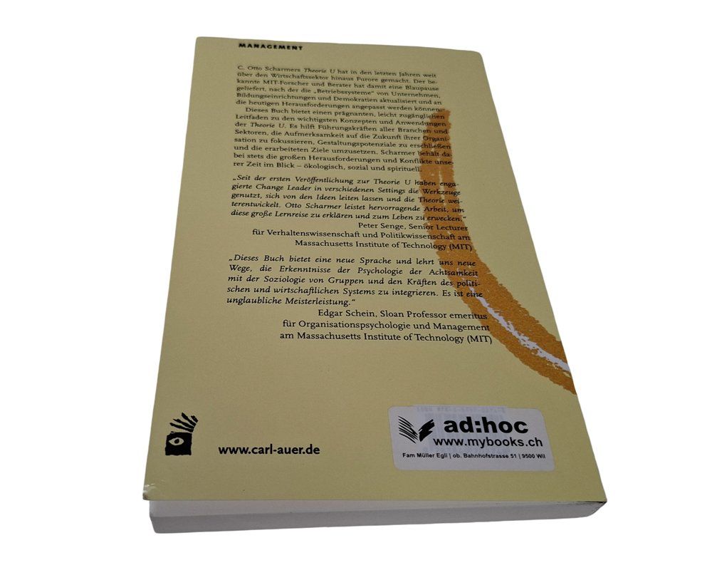 Libri: CARL AUER Essentials der Theorie U – Usato da Wil SG venduto da Restwert_Wil 1