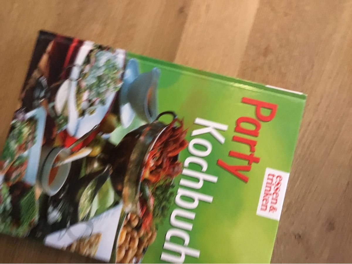 Livres: Das Party Kochbuch von essen & trinken – D'occasion à Triesen par Trisuna