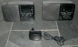 1x Logitech Squeezeboz Radio und 1x UE Smart Radio