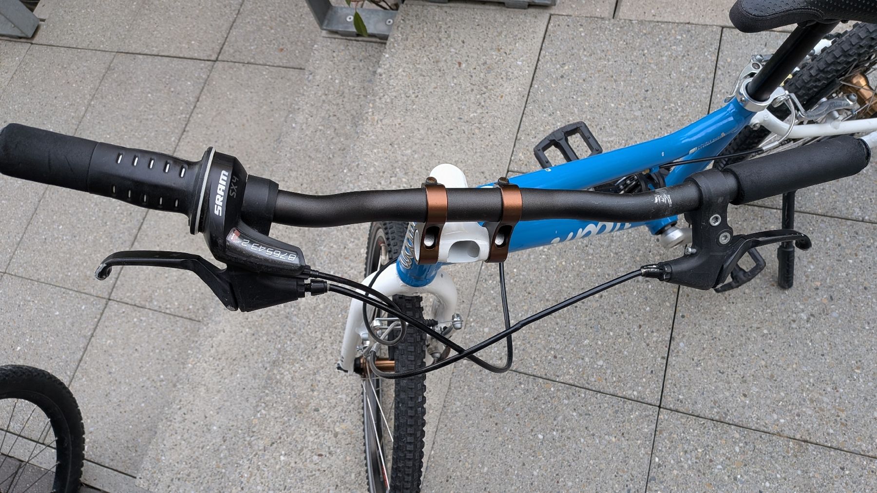 Woom Vélos: Woom 4 Blau – D'occasion à Zürich par adi8006 2