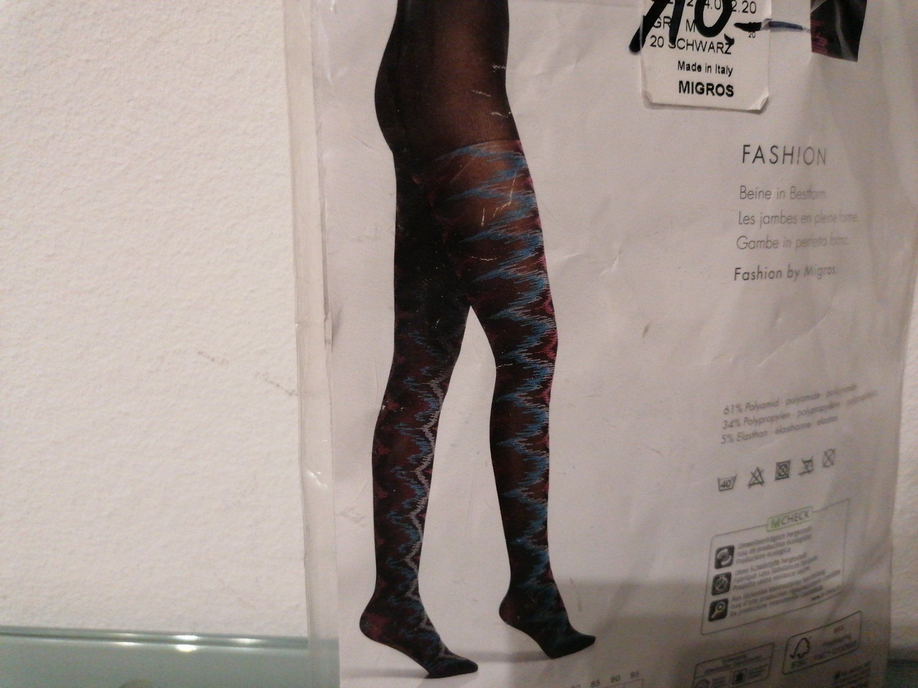 Strümpfe & Strumpfhosen: Strumpfhosen Ellen Amber Schwarz M – Neu und originalverpackt aus Bäch SZ von Swissy46 2