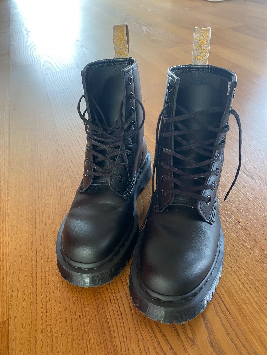 Dr. Martens Scarpe da donna: Dr. Martens  Plateaustiefelette, size 37, NP: CHF 270.- – Usato da Sissach venduto da laura.x4 2