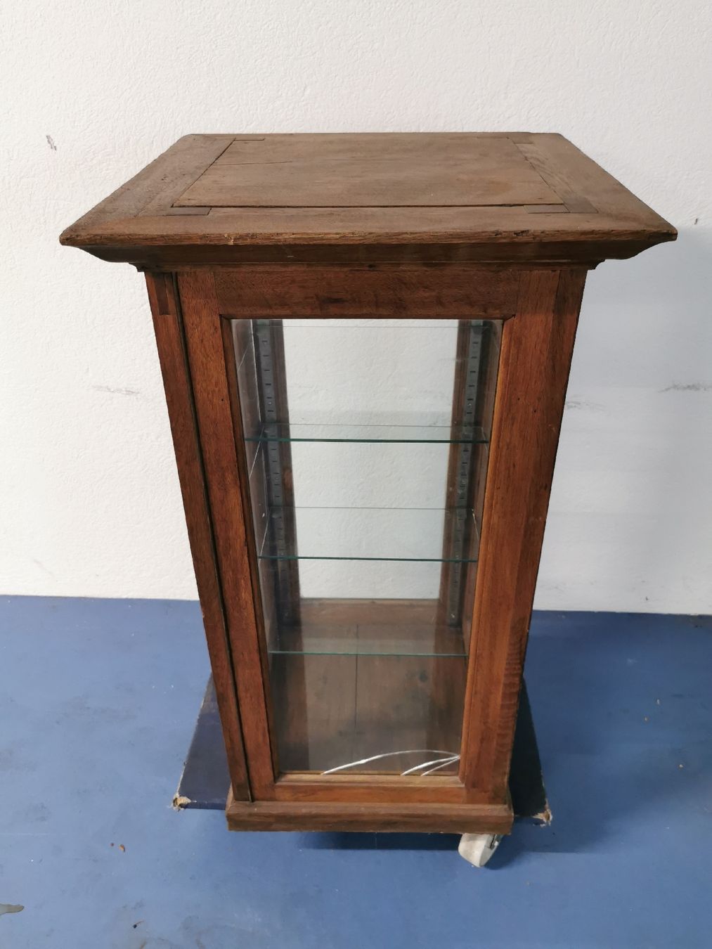 Vetrine: Antike Vitrine – Usato da Buchrain venduto da Blue_Marlin 4