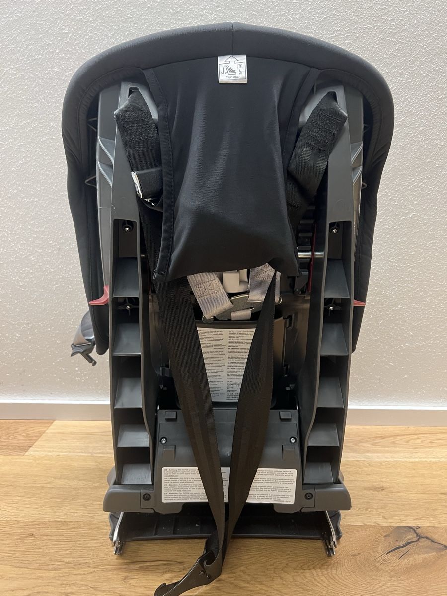 Britax Römer Seggiolini per auto: Britax Römer Duo Mercedes Edition – Usato da Stans venduto da Jaeseli 2