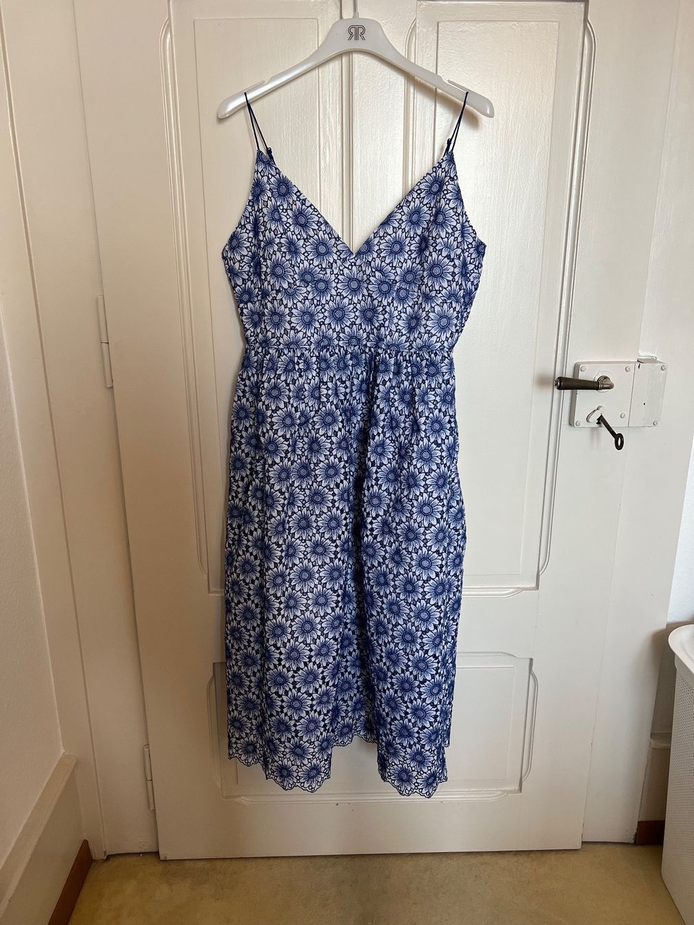 H&M Robes: Rone dentelle H&M 44 – Neuf (Voir description) à Neuchâtel par Thesebootsaremadeforwalking