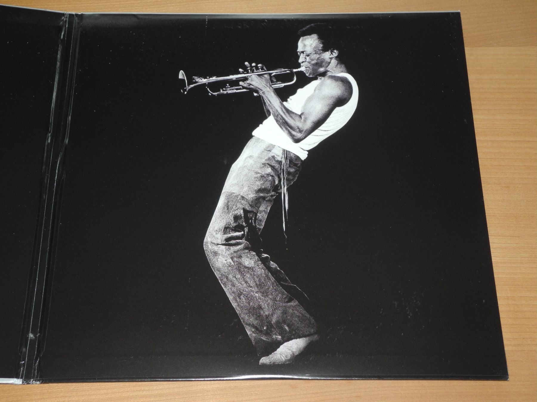 Schallplatten: JACK JOHNSON PLAYS MILES DAVIS - AUDIOPHILE MFSL – Neu (gemäss Beschreibung) aus Fahrwangen von Swirl2 2