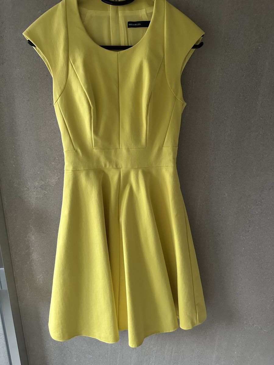 Karen Millen Kleider: Robe Karen Millénaire – Gebraucht aus Muraz (Collombey) von dor_hp2w
