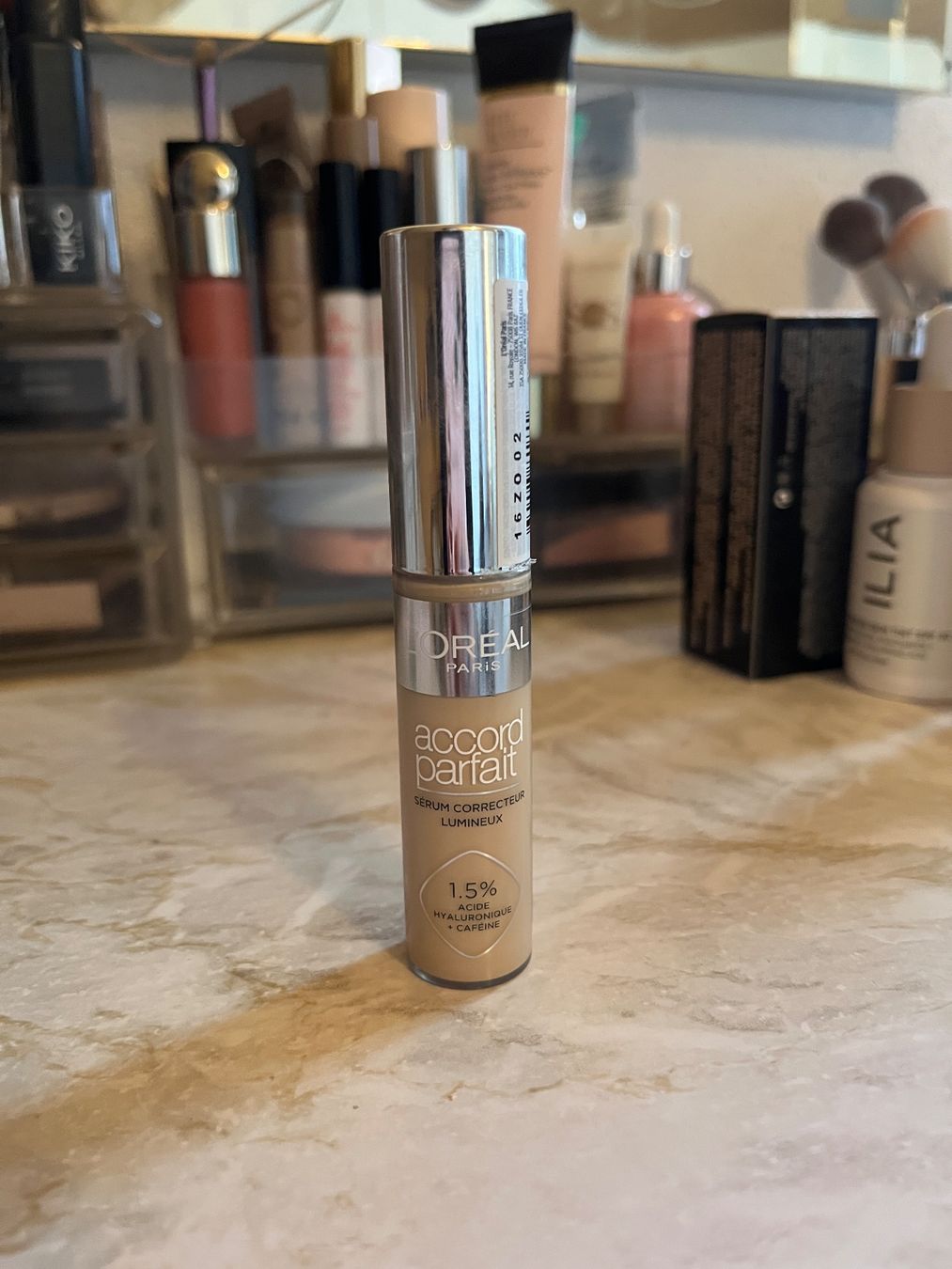 Make-up: L'Oréal True Match Concealer - Serum Concealer 1N Light – Neu (gemäss Beschreibung) aus Kriessern von loolah