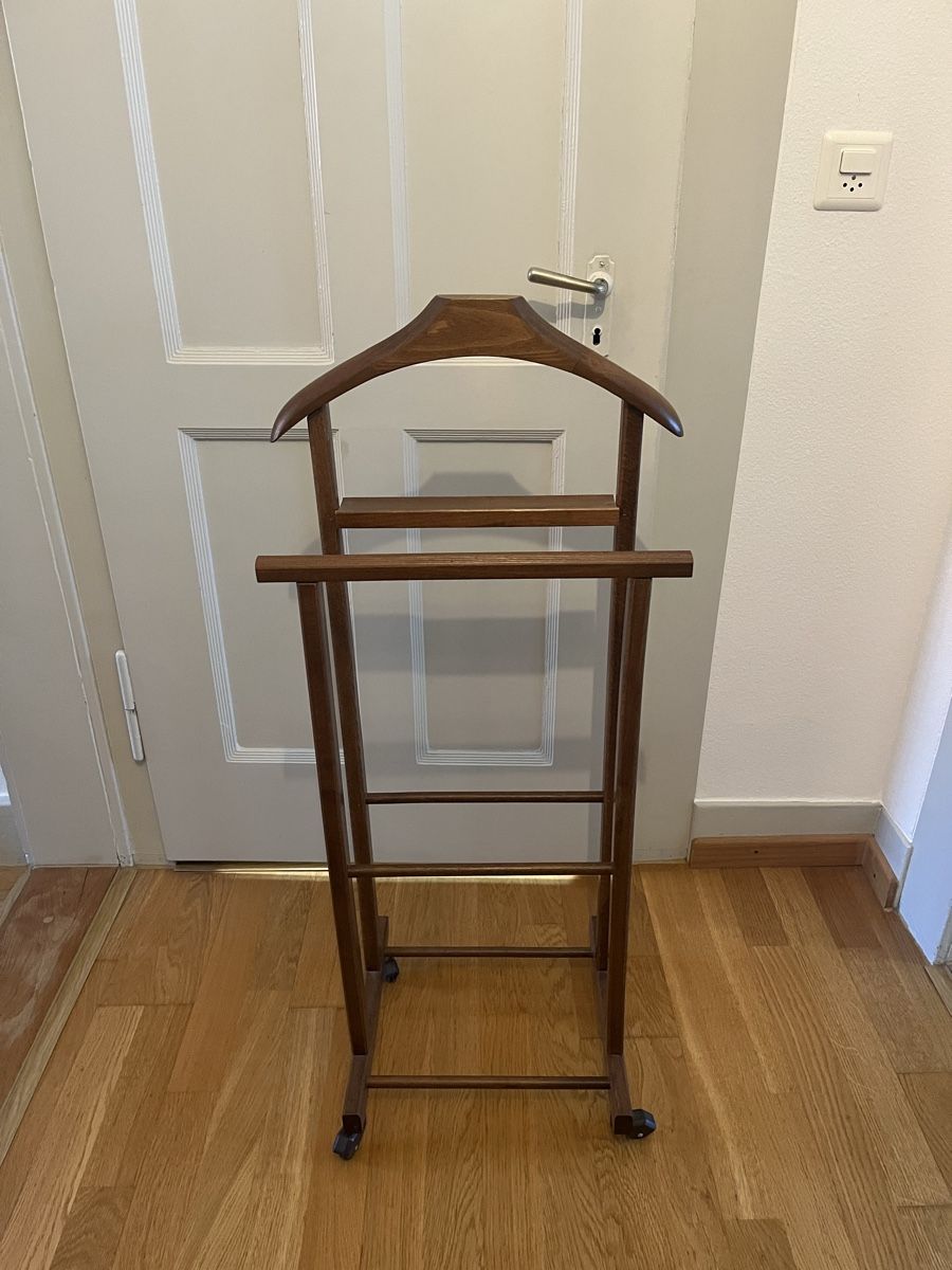 Stummer Diener aus Holz, Vintage Kleiderbutler der 60er (Gebraucht) in Zürich für CHF 115 – nur Abholung auf Ricardo kaufen