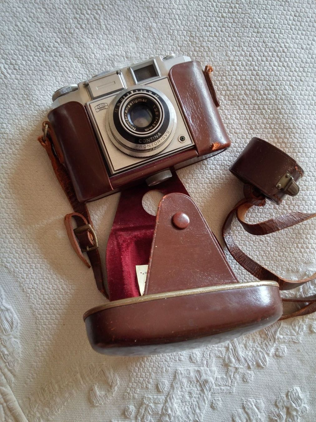 Zeiss Fotocamera: ZEISS Ikon - schöne Vintage Kamera. – Usato da Lugano venduto da Maurizio_Collector 2