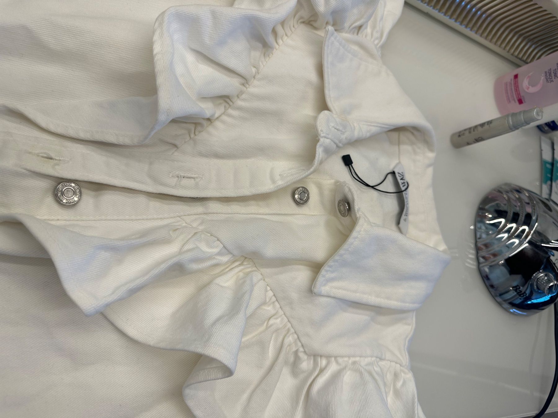 Vestiti: Zara Jeans – Usato da Rudolfstetten venduto da Laramalna 2