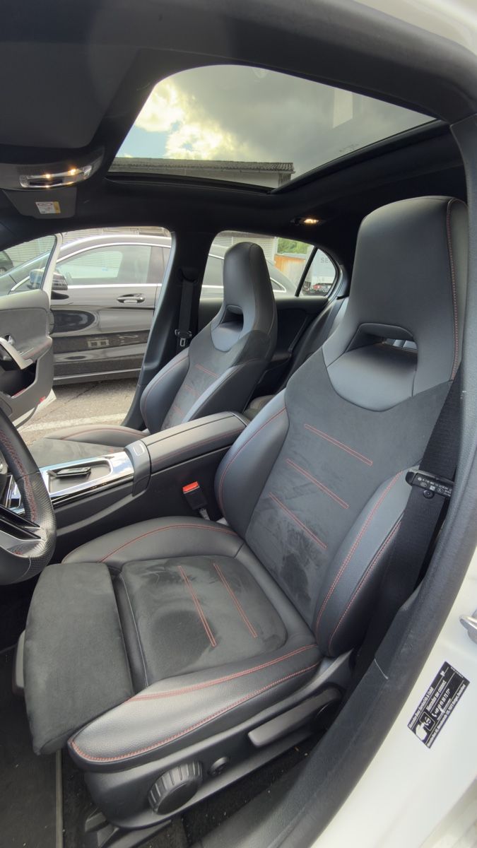 Mercedes-Benz Automobili: Mercedes-Benz A180 AMG Line Advanced Plus – Usato da Dietlikon venduto da Eya_Gh16