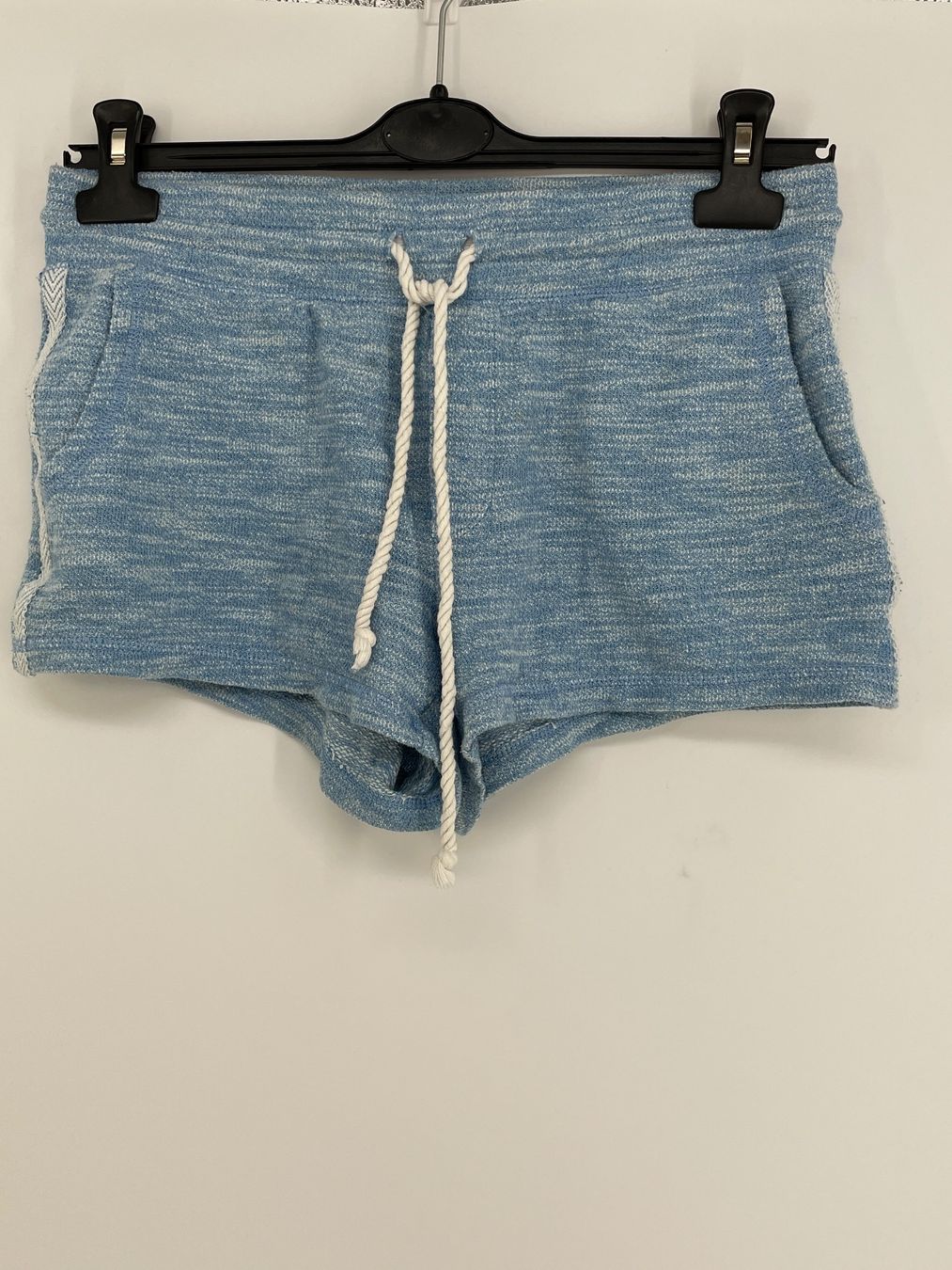 Pantaloni: Shorts Gr. S von aerie – Usato da Auenstein venduto da moin.