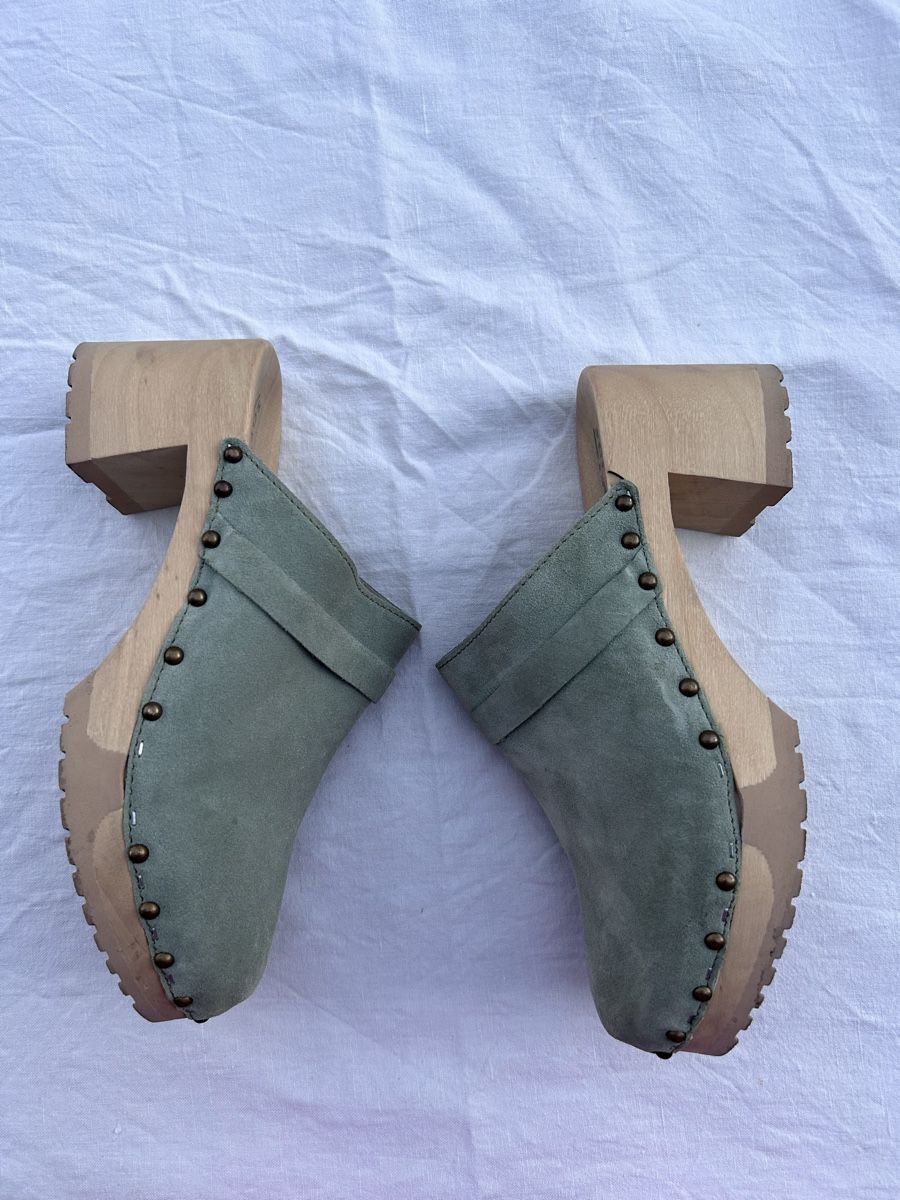 Damenschuhe: Mint grüne Soft clogs – Gebraucht aus Zürich von Nnnn161 2