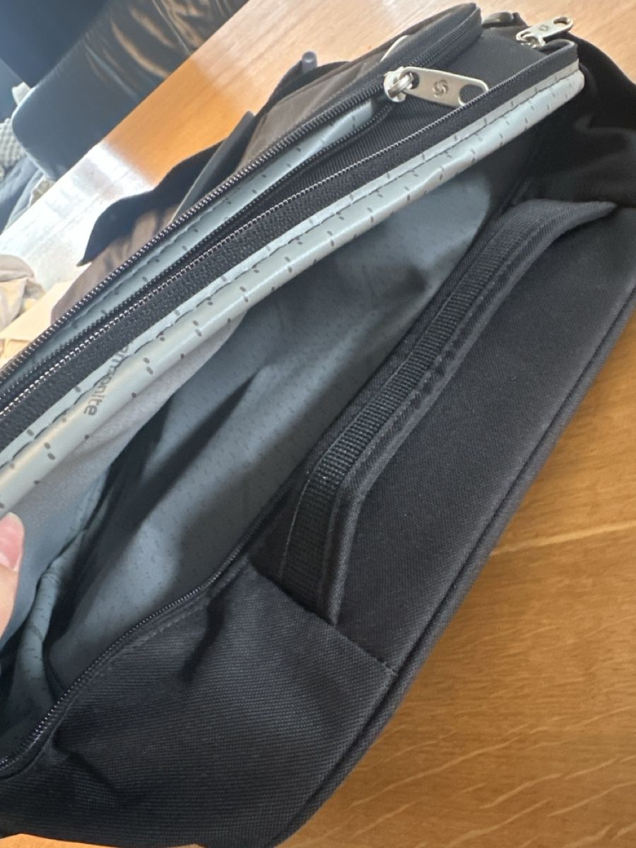 Samsonite Sacs: Samsonite Laptoptasche, Schwarz – Neuf (Voir description) à Diepoldsau par Sonne14 2