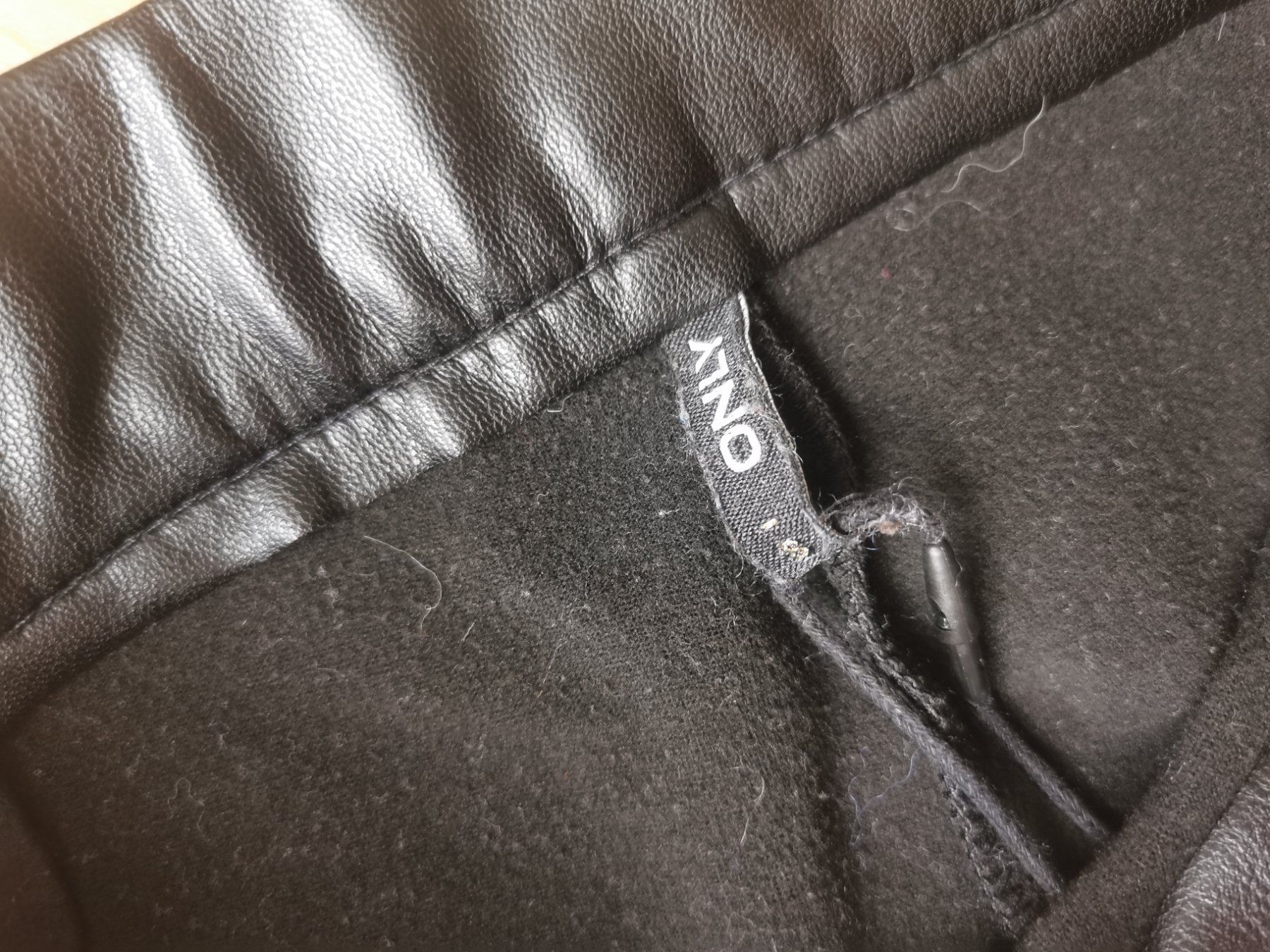 Leggings: Only Lederleggins – Nuovo (secondo la descrizione) da Luzern venduto da larissa_n 1