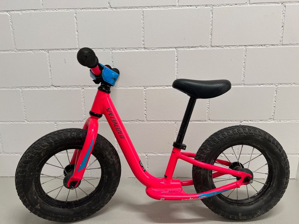 Specialized hotwalk deals balance bike