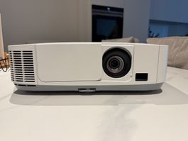 NEC P451W Beamer – nur ca. 200 Betriebsstunden, Top-Zustand