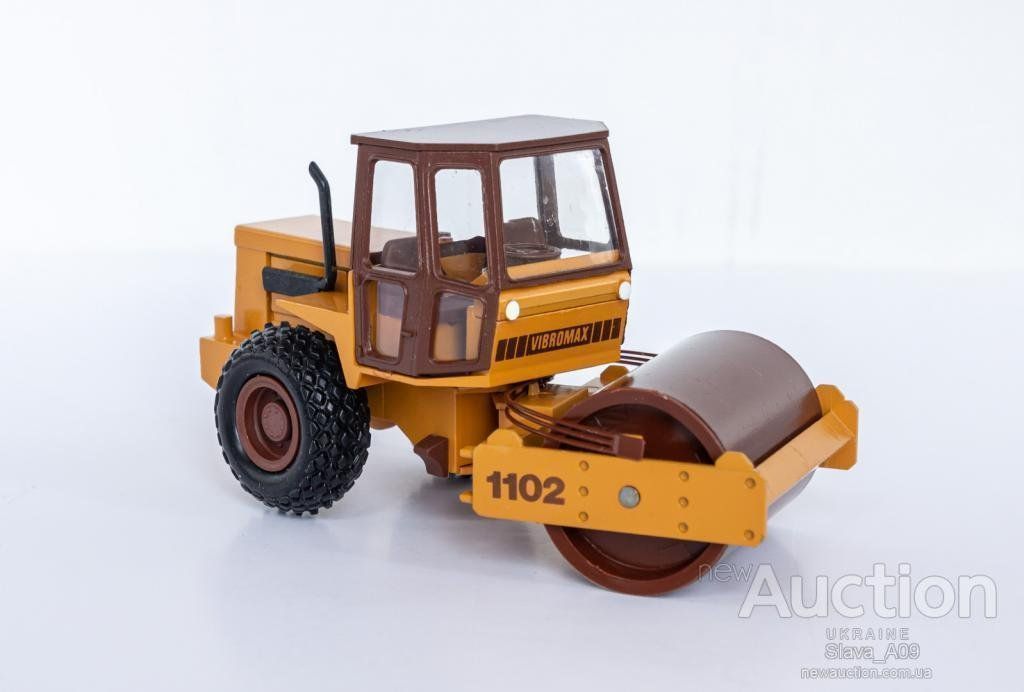 Conrad Modellini d'auto: CASE VIBROMAX W 1102 - Conrad 1:35 OVP – Nuovo e nell'imballaggio originale da Spiez venduto da Mlandcruiser 3