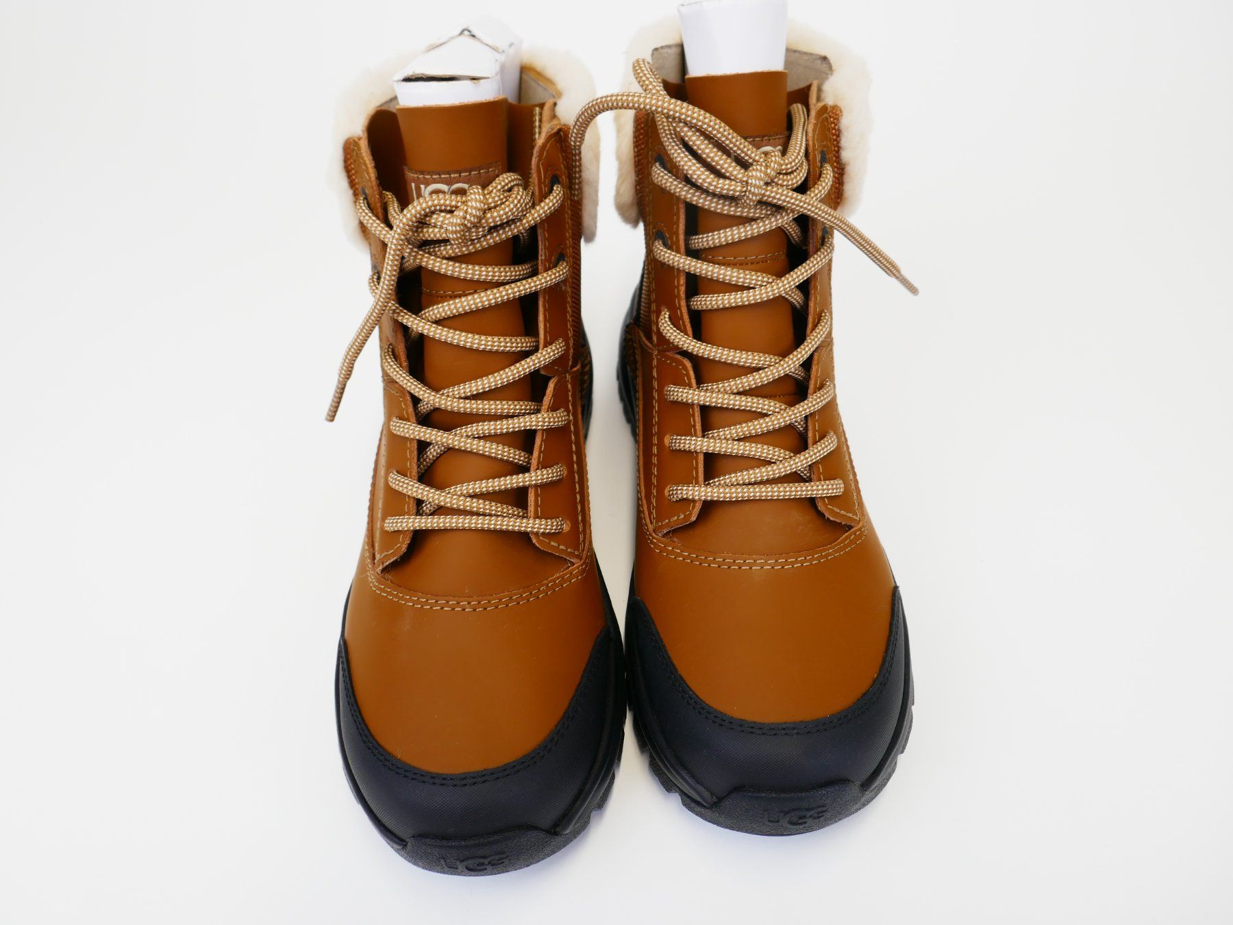 Ugg Scarpe da donna: UGG Yose Fluff – Nuovo (secondo la descrizione) da Urtenen-Schönbühl venduto da Restwert_Schoenbuehl 4