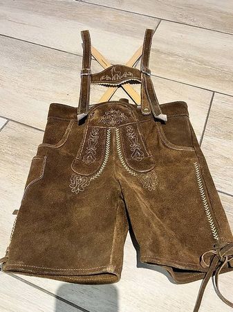 Lederhose von St. Peter Trachten, Größe 110