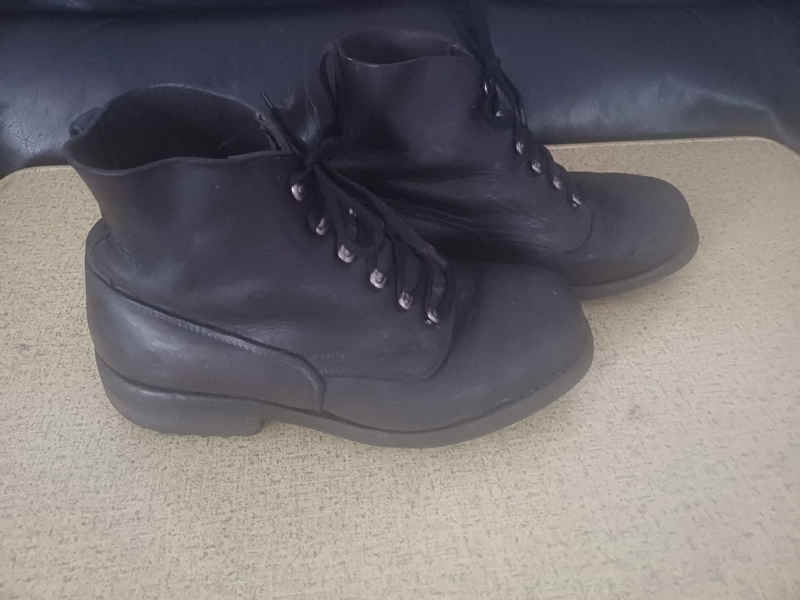 Scarpe da uomo: Antike Nagelschuhe Grösse 43 Schweizer Armee – Usato da Ebersecken venduto da Napf08 1