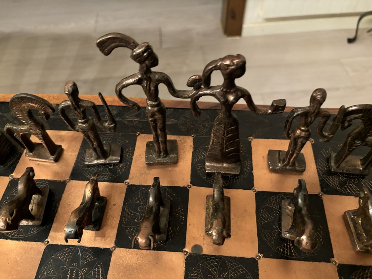 Jeux: Schachspiel, Bronzefiguren, Kupfer-Schachbrett – D'occasion à Dürnten par stefan-kuenzli 7