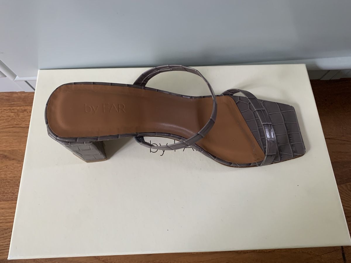 Scarpe da donna: By Far Sandalen, Grau Kroko-Optik, Grösse 40 – Usato da Rüfenacht BE venduto da anne_sophie_rin 4
