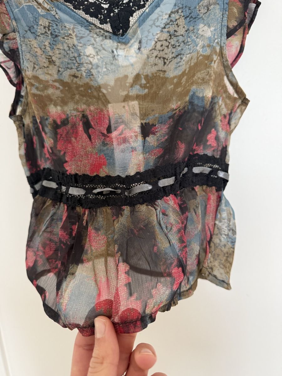 Urban Outfitters Tops: Blouse Top – Neu und originalverpackt aus Zürich von jul_5t9s 6