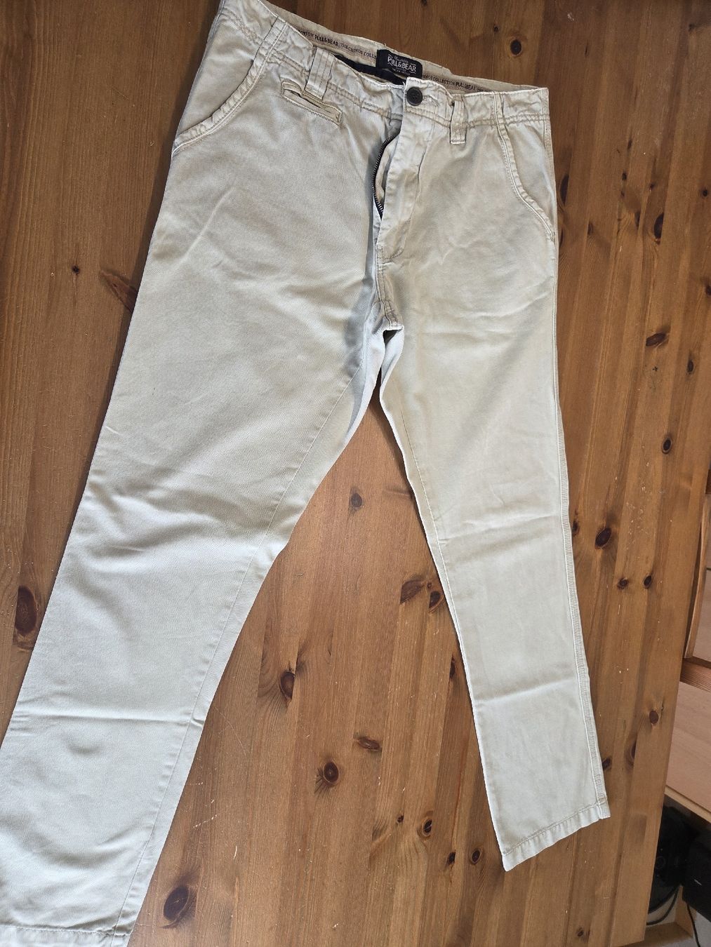 Pull&Bear Pantaloni: Hose Pull&Bear 44 – Usato da Glarus venduto da kinamen