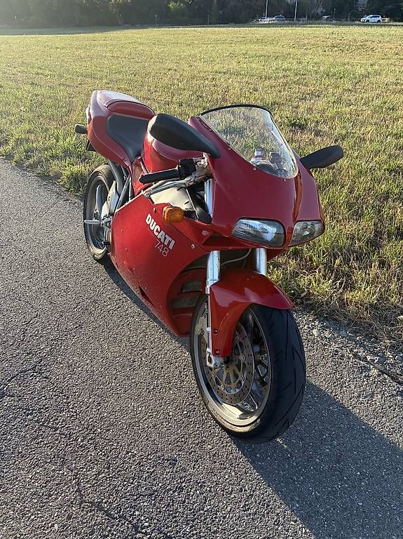 Route: Ducati 748 rot – D'occasion à Münsingen par Jaquet78