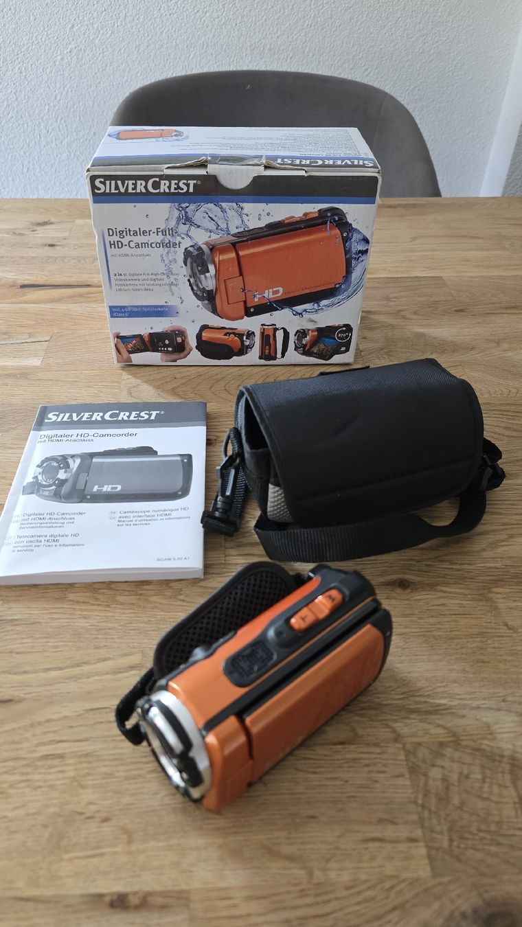 Caméscopes: SilverCrest Digitaler Full HD-Camcorder orange – D'occasion à Biel/Bienne par TuescherS