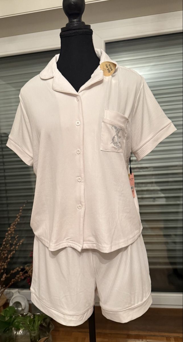 Juicy Couture Negligees & Pigiami: Pyjama Juicy Couture – Nuovo e nell'imballaggio originale da Neuchâtel venduto da ass_gdc7