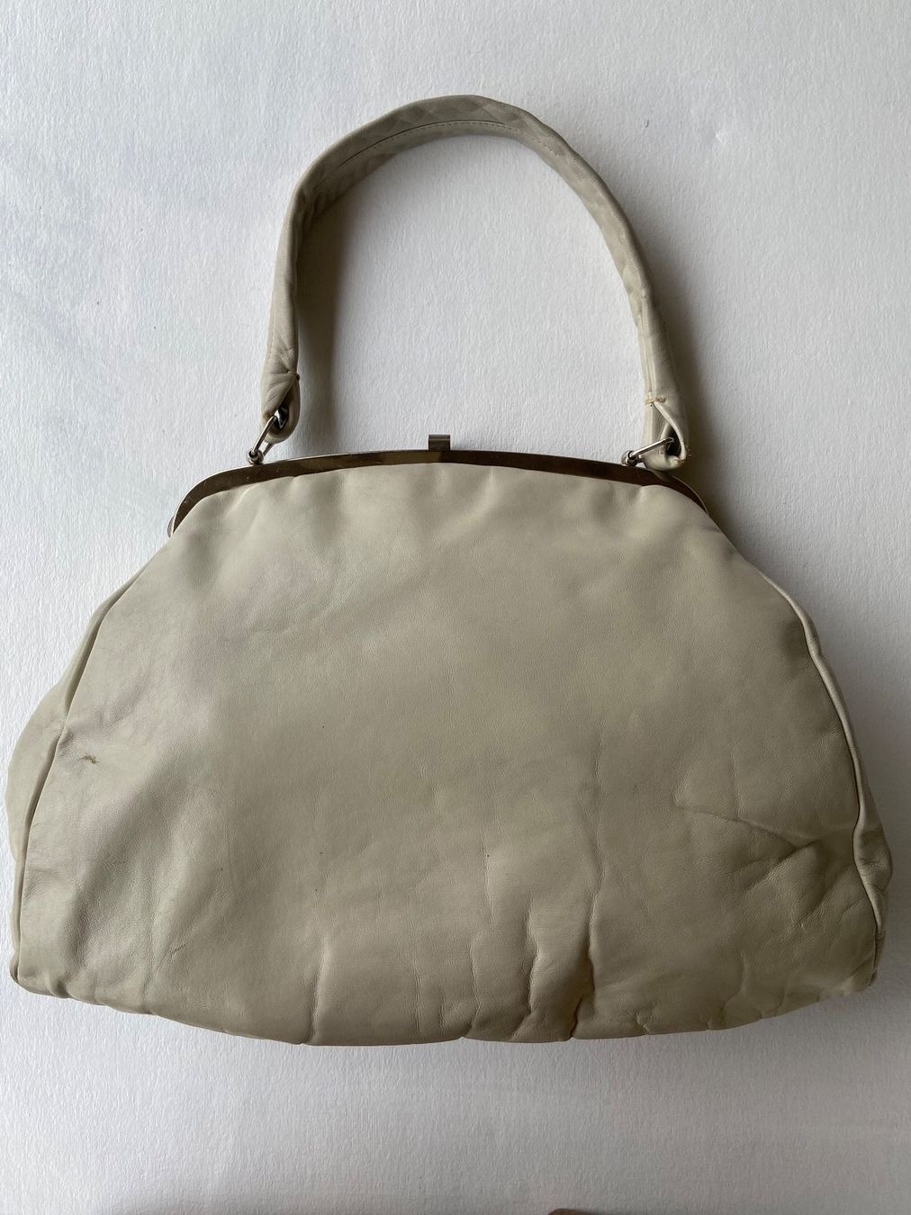 Taschen für Damen: Damen Tasche, Leder, cremefarben – Gebraucht aus Lenzburg von Boffer1A 1