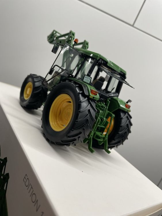SCHUCO - Tracteur JOHN DEERE 7520 - 1/32 - SCH9165