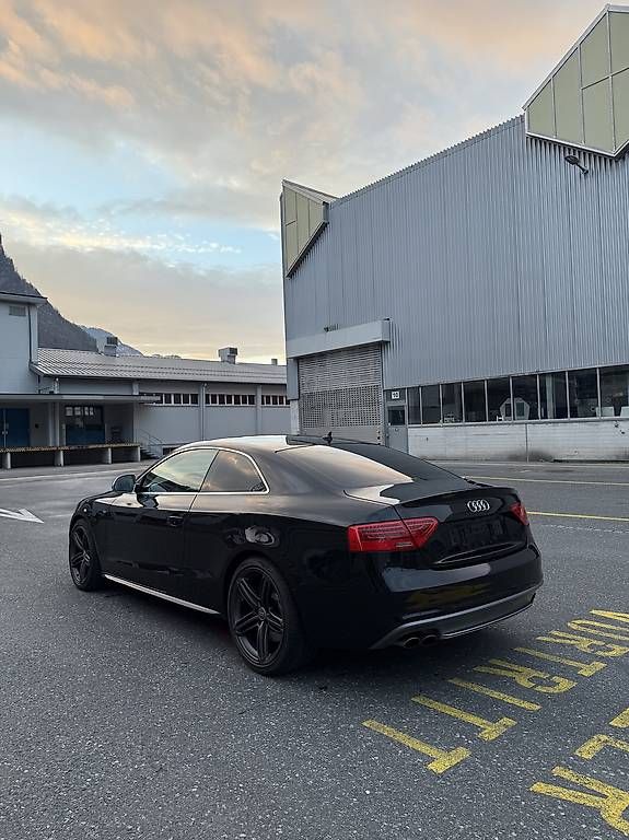 Audi Automobili: Audi s5 4.2 v8 Handschalter – Usato da Rüti GL venduto da ffl_my7n 3