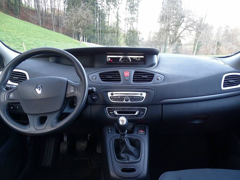 Renault Autos: Renault Scenic TCe130 – Gebraucht aus Oberhelfenschwil von Gianziegler12 3