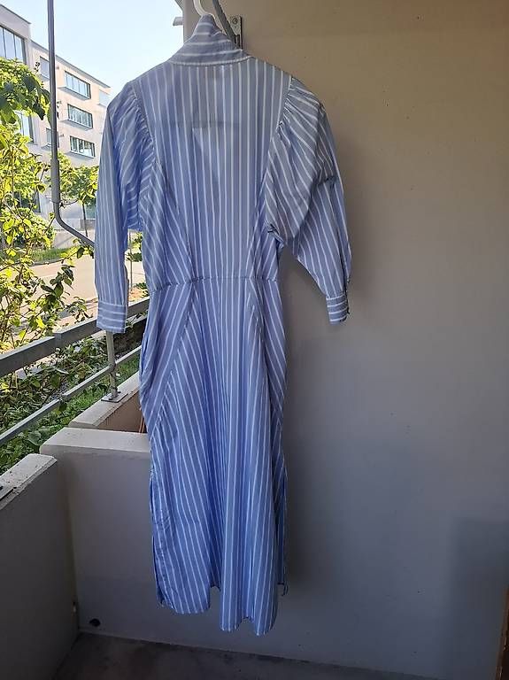 Kleider: Hugo Boss Sommerkleid. – Gebraucht aus Zürich von lal_5rp2 2
