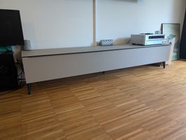 Spectral TV-Lowboard, 200 x 50 x 40 cm, sehr guter Zustand, 