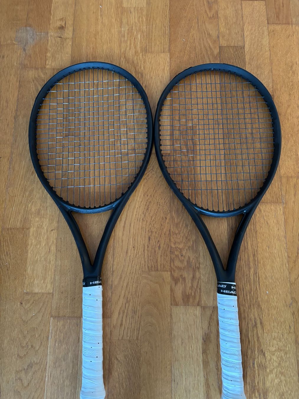 Wilson Racchette: 2x Wilson Ultra 100 v2.0 Racket – Usato da Recherswil venduto da rap_2vdq