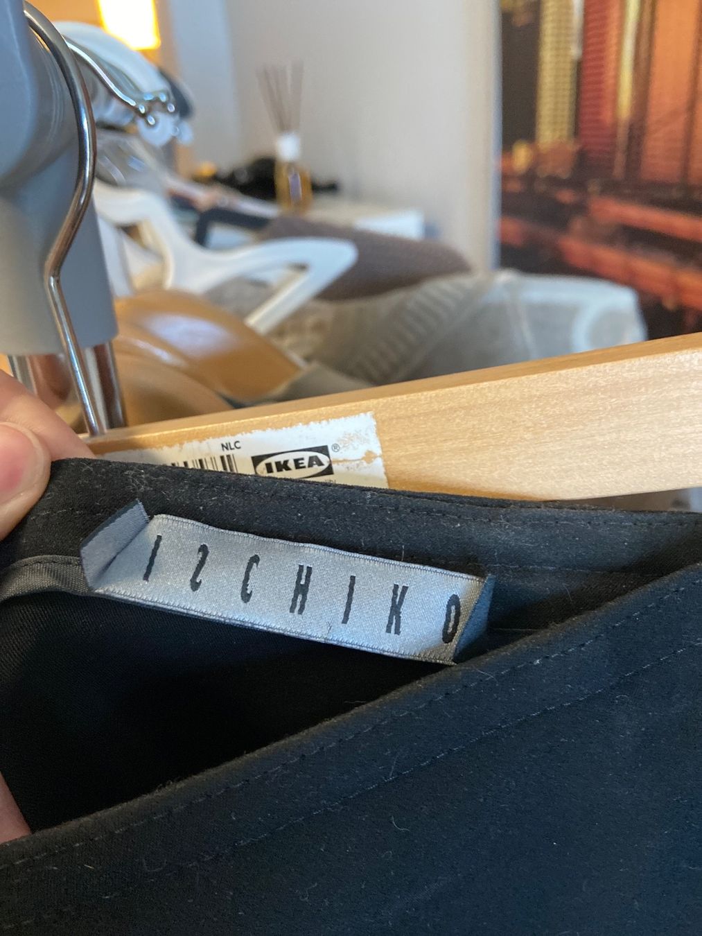 Pantaloni: Pantacourt 12 CHIKO Chf 1000!!! – Usato da Epalinges venduto da madeleine05 2