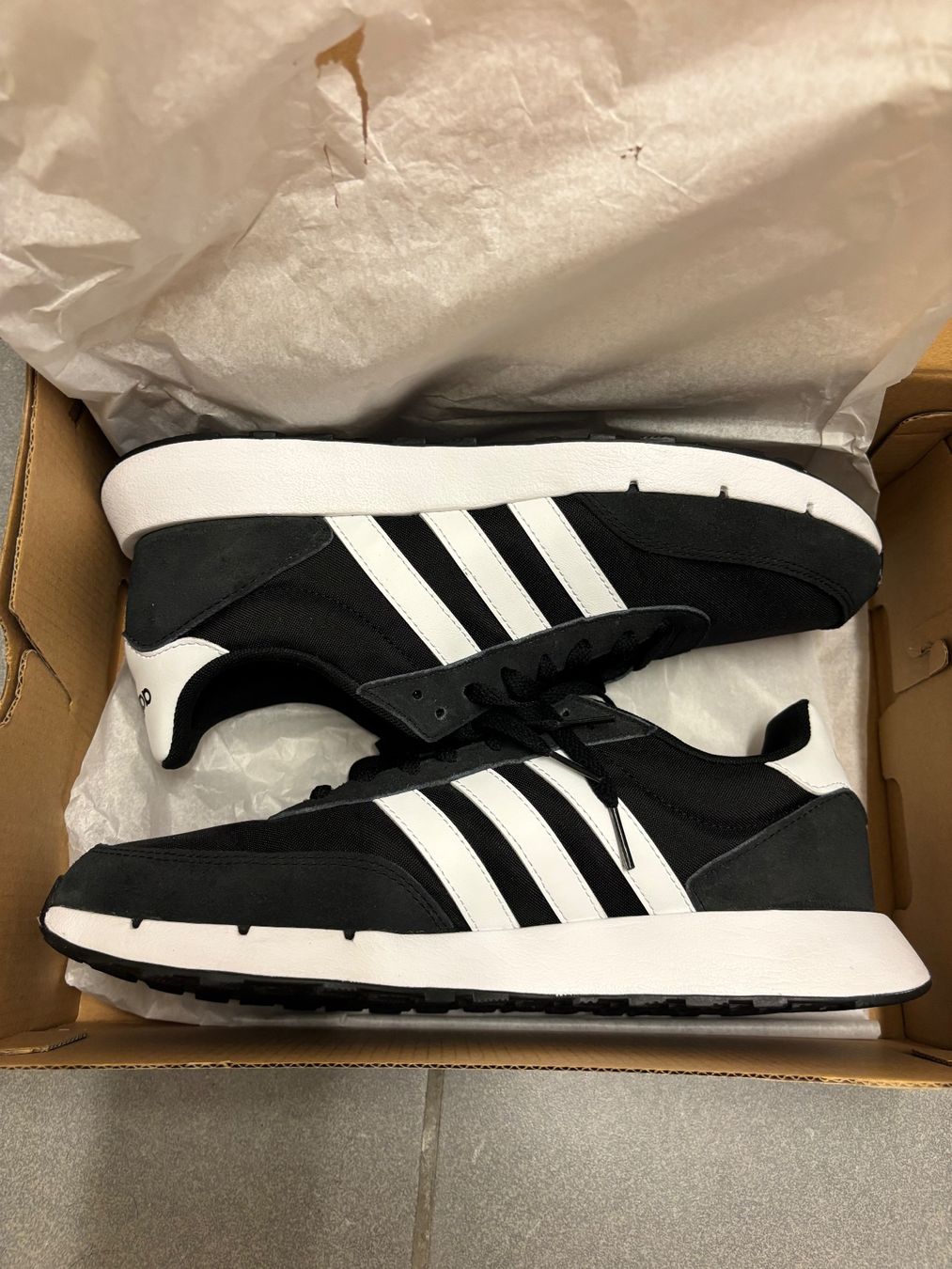 Adidas Scarpe da uomo: Adidas Sneakers – Nuovo (secondo la descrizione) da Zürich venduto da mc_mike77 1