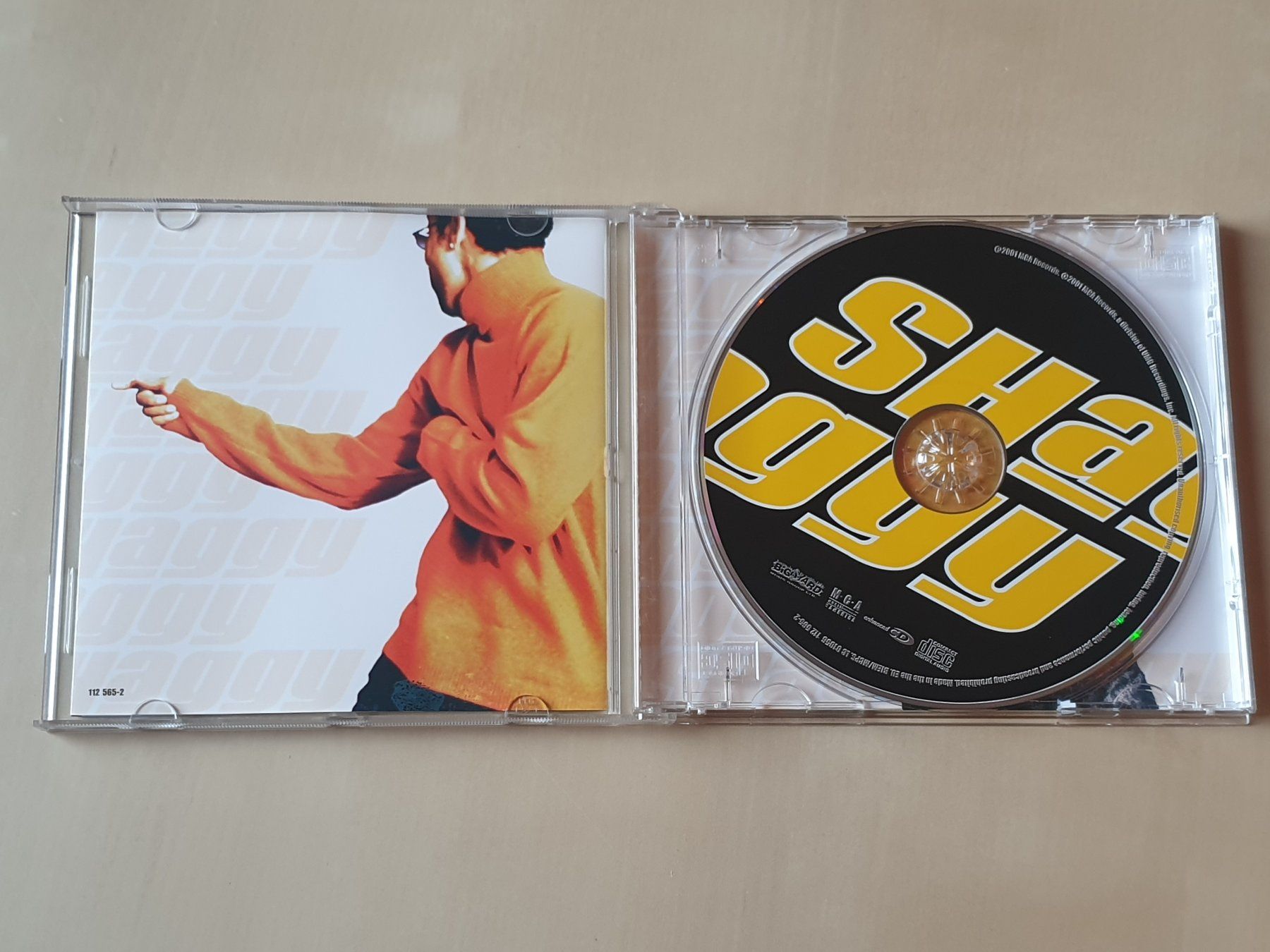 CDs: Shaggy Hot Shot – Gebraucht aus Stansstad von collectorsshop 2